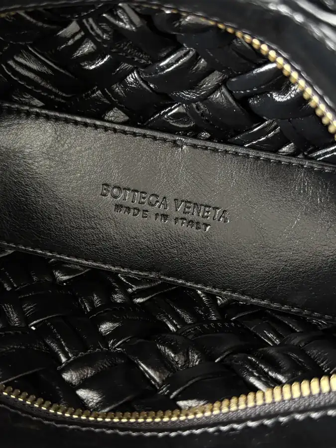 Bottega Veneta Latest Kalimero Cha Cha Bucket Bag
