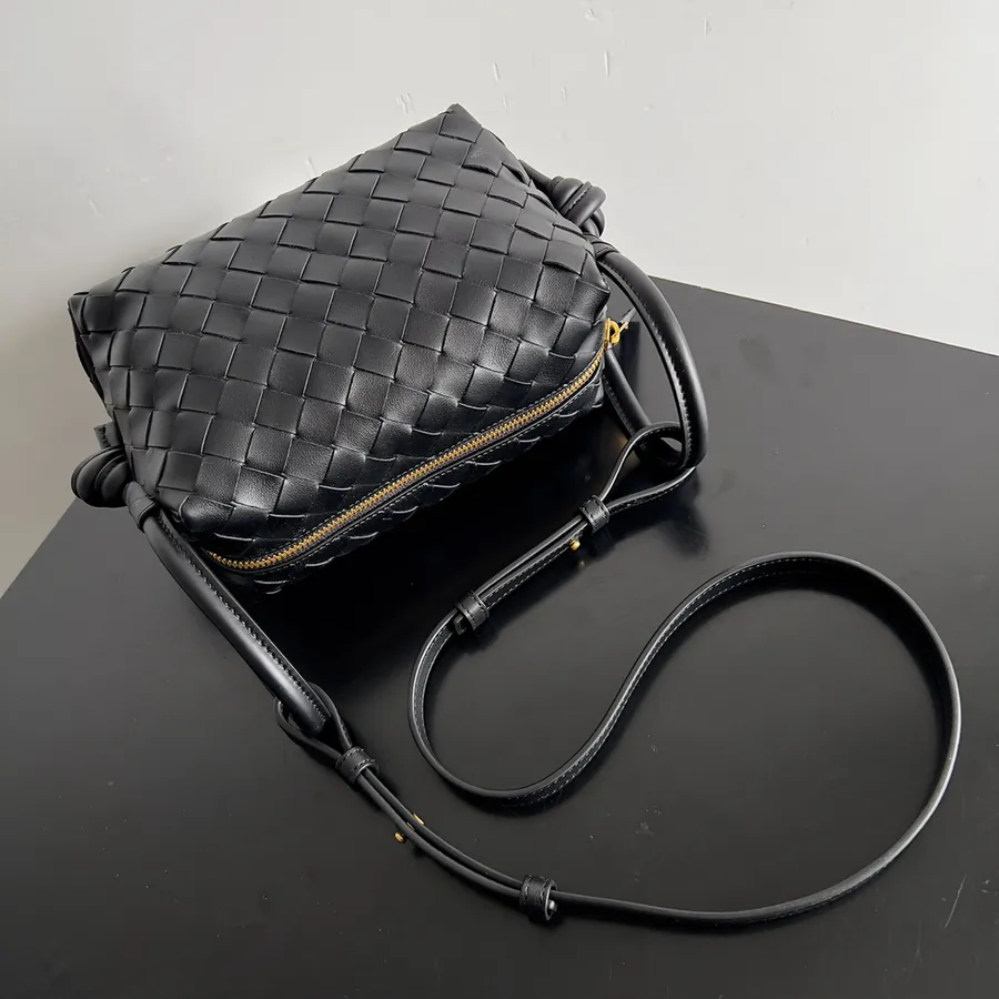 BOTTEGA VENETA 2024 New Loop Minimalist Design, Versatile Carry