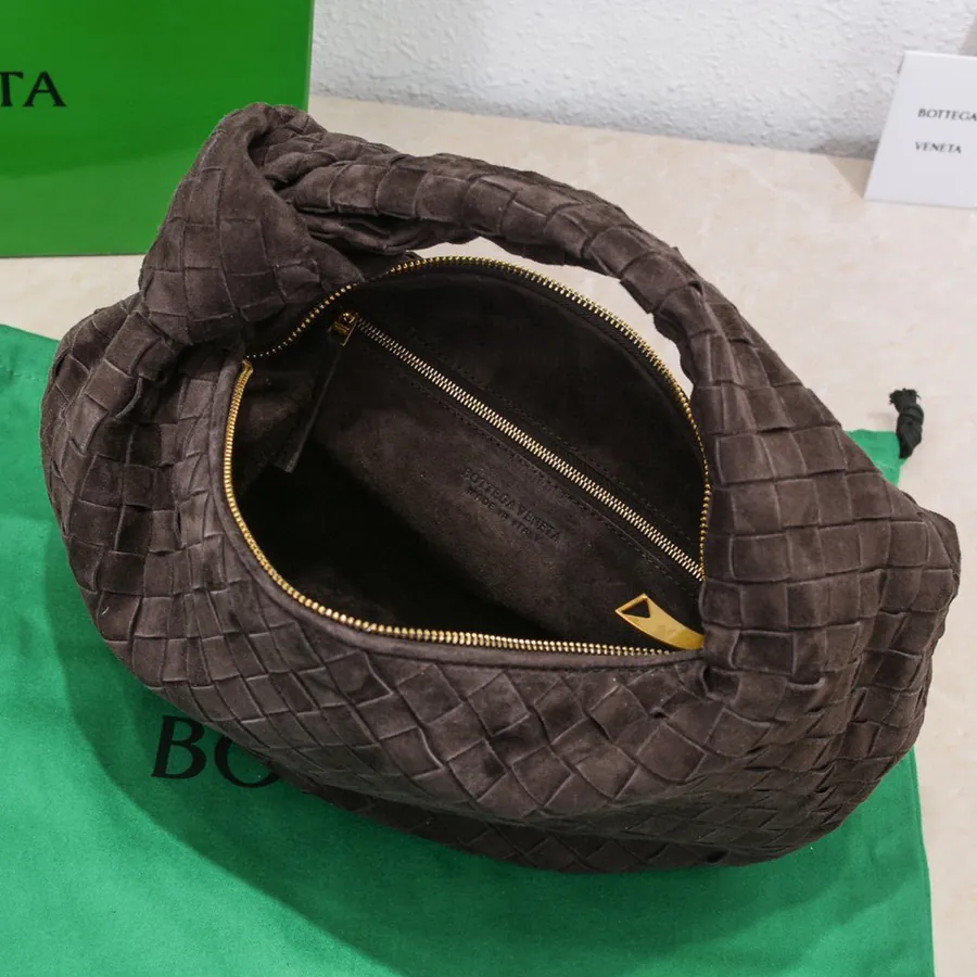 JODIE Bucket Bag in Medium Size