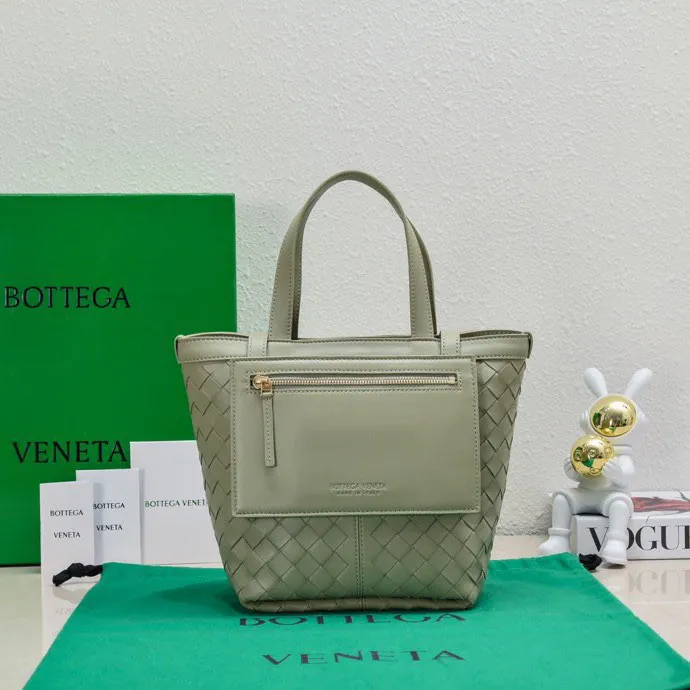 Bv Flip Flap Tote Minimalist Tote Design with Classic Leather Weave