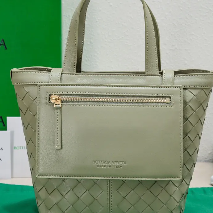 Bv Flip Flap Tote Minimalist Tote Design with Classic Leather Weave