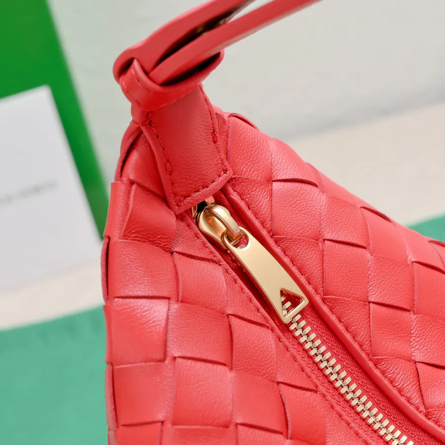 Bottega Veneta Shoulder Lunch Bag