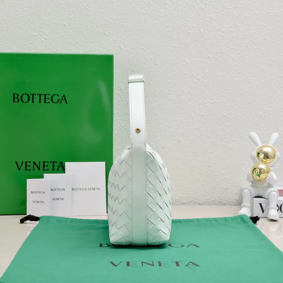Bottega Veneta Shoulder Lunch Bag