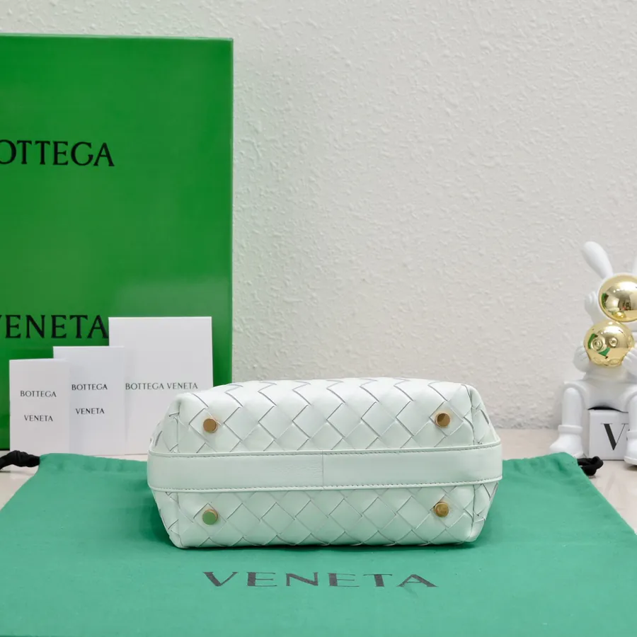 Bottega Veneta Shoulder Lunch Bag