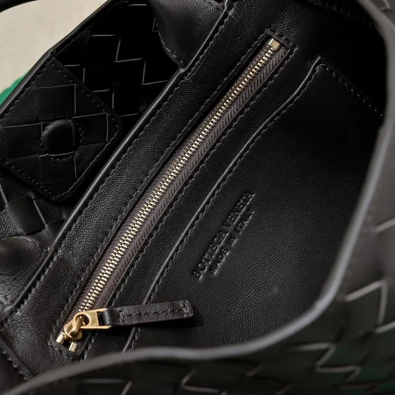 Bottega Veneta Andiamo Handbag