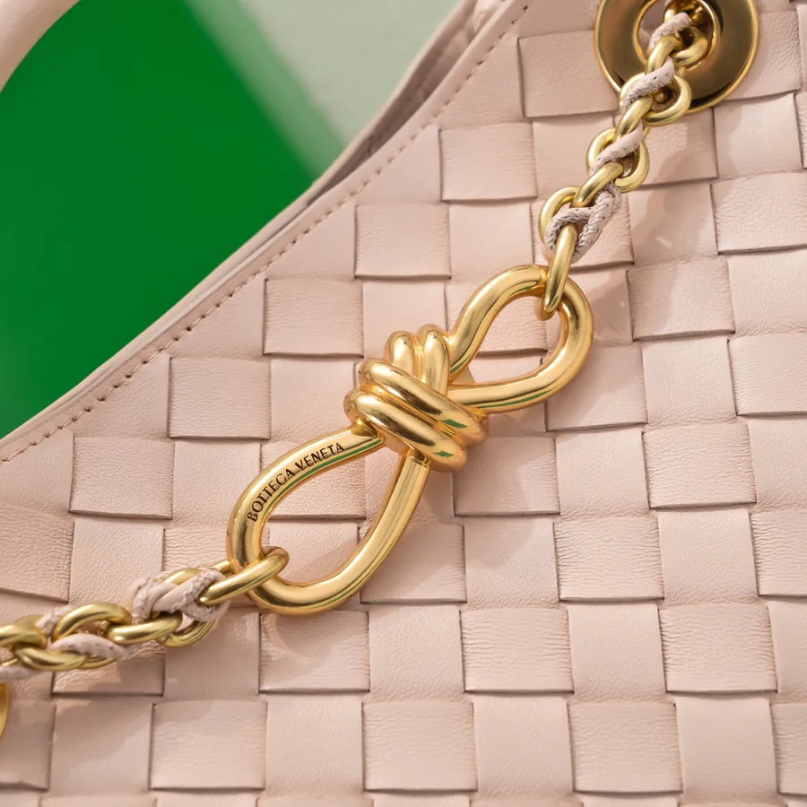 BOTTEGA VENETA Andiamo Small Chain Crossbody Bag