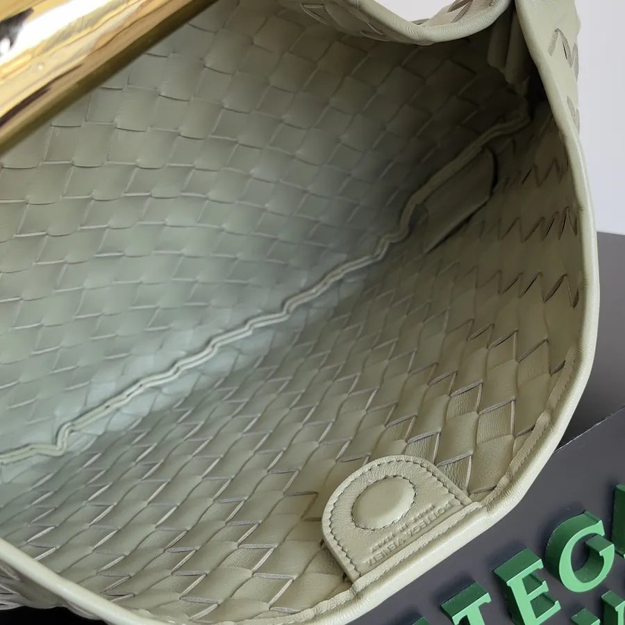 Muse Bronze Handle Sardine Bag Modern Sculptural Design