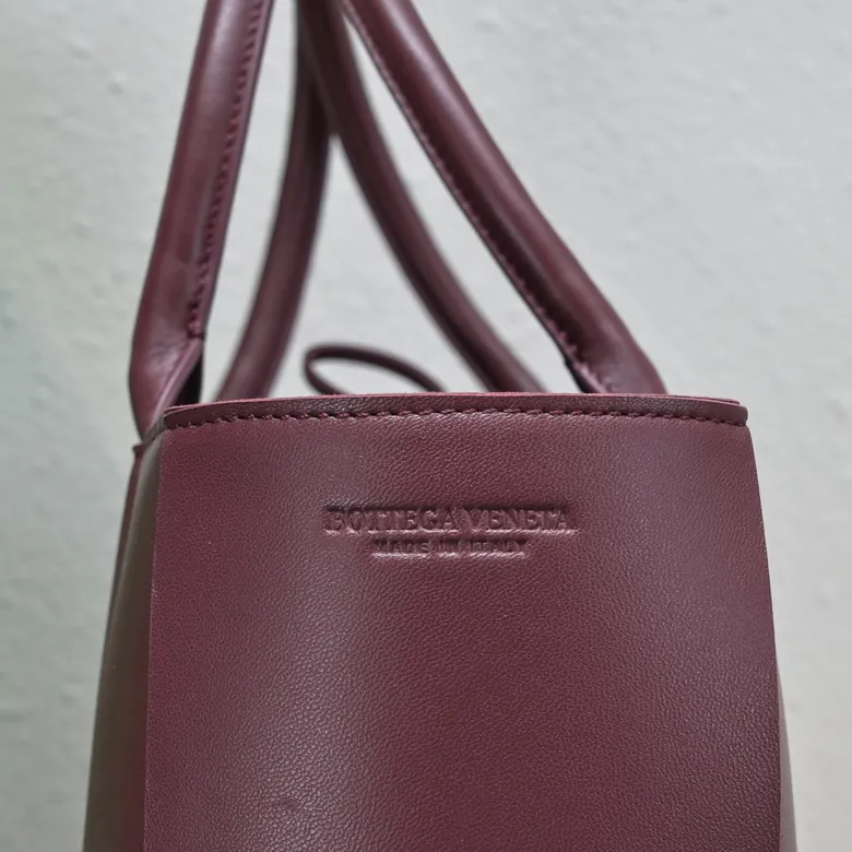Arco Large Tote Handbag with Grained Calfskin and Inner Calfskin SLIP