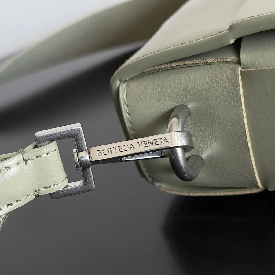 BV Cassette Bag Stylish and Versatile