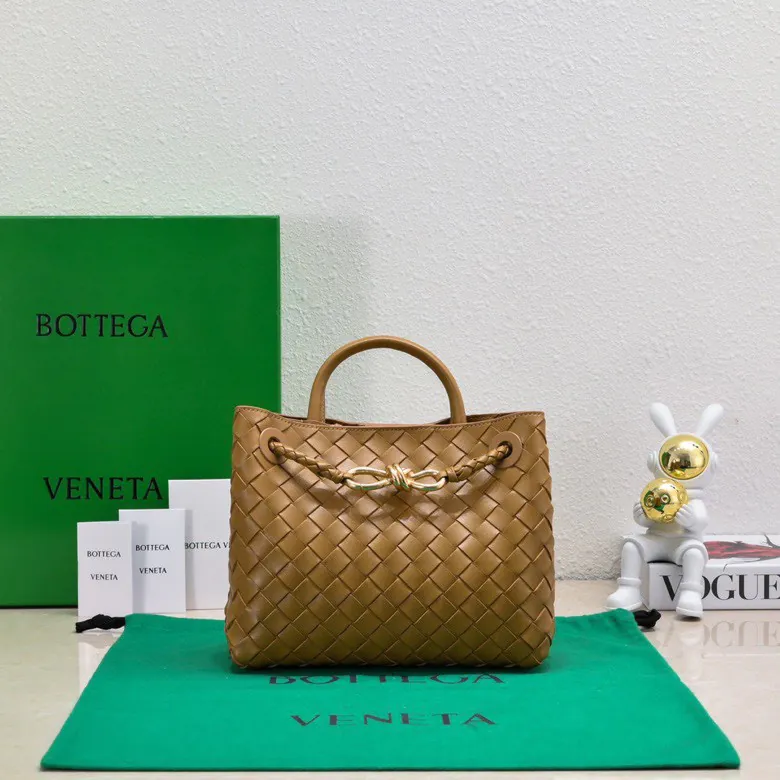 B Intrecciato编织小号手提包,滑动斜挎背带