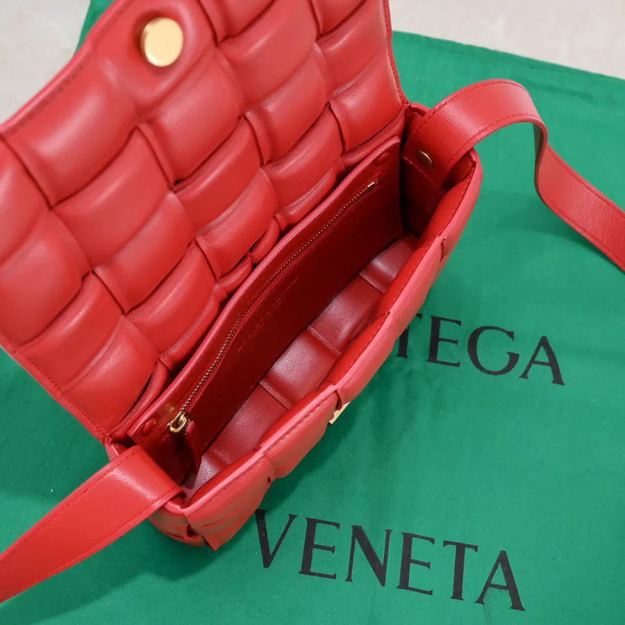Mini Padded Bag BV's Trendy Style