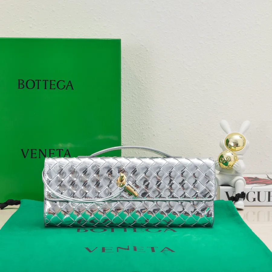 BV Andiamo Evening Handbag Elegant and Timeless Design