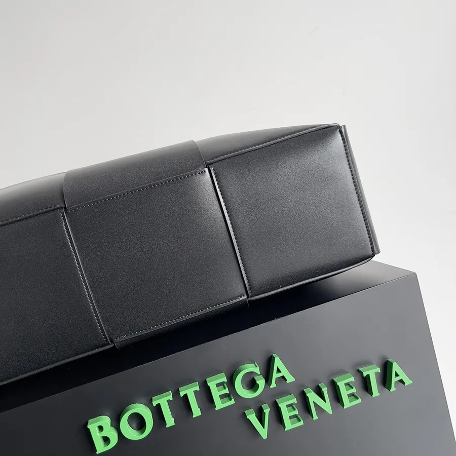 BV Large Tote Bag Stylish and Practical