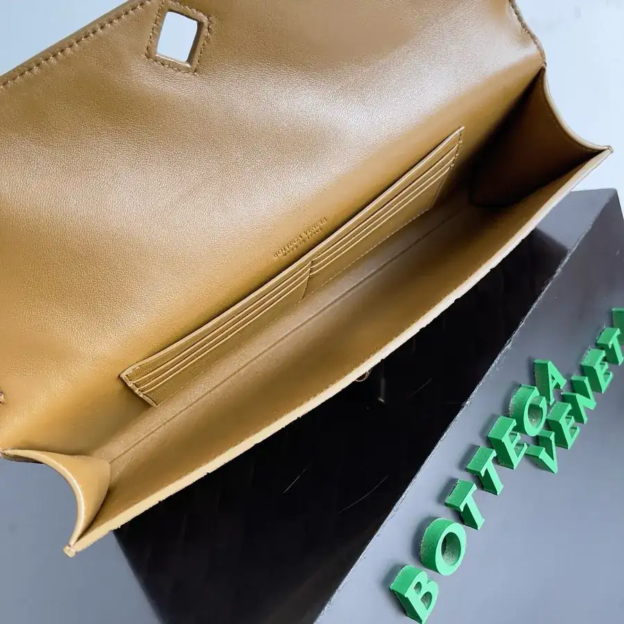 BV Andiamo Evening Handbag