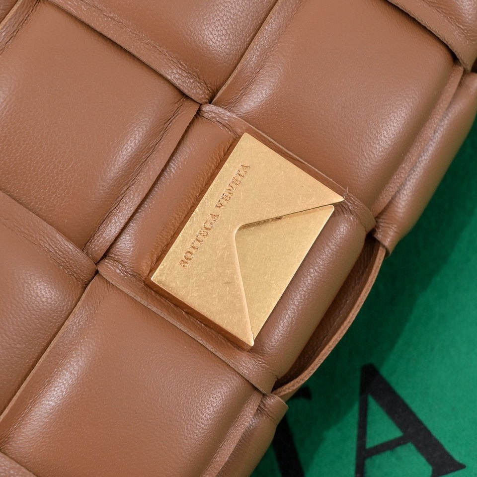 Mini Padded Bag BV's Trendy Style