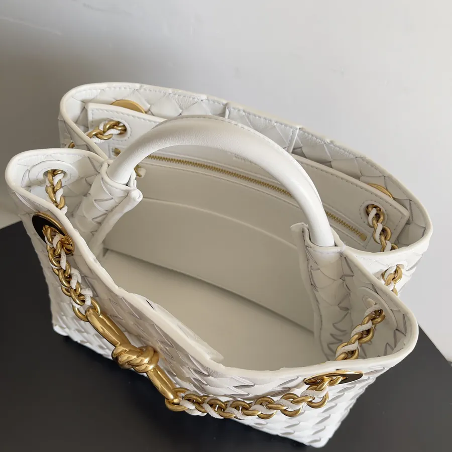 BOTTEGA VENETA Andiamo Mini Chain Bag