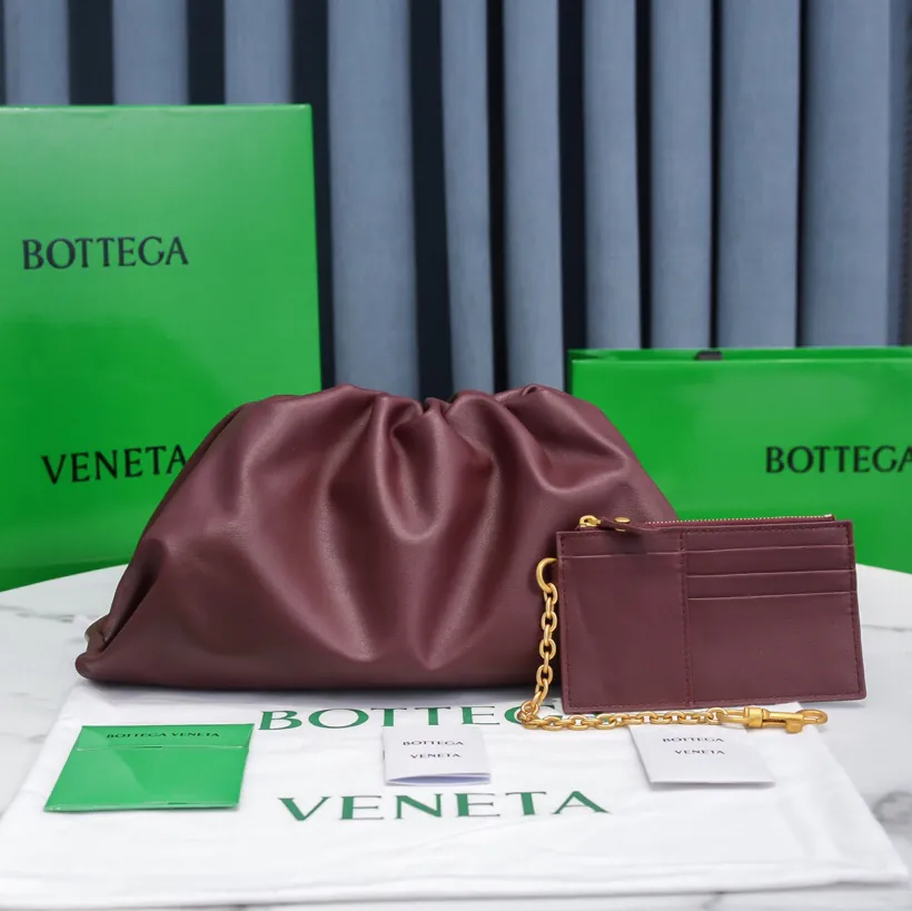 Bottega Veneta Pouch Cloud Bag Grained Calfskin