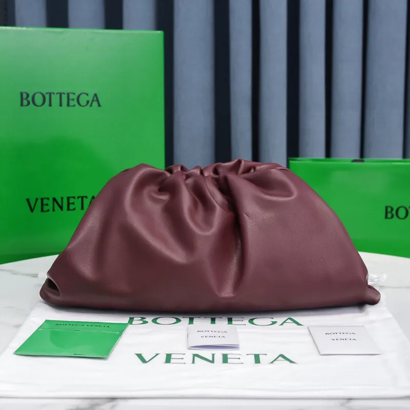 Bottega Veneta Pouch Cloud Bag Grained Calfskin