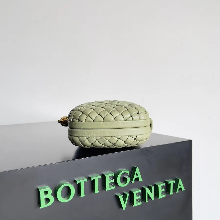 BV Knot Evening Bag | Classic Return