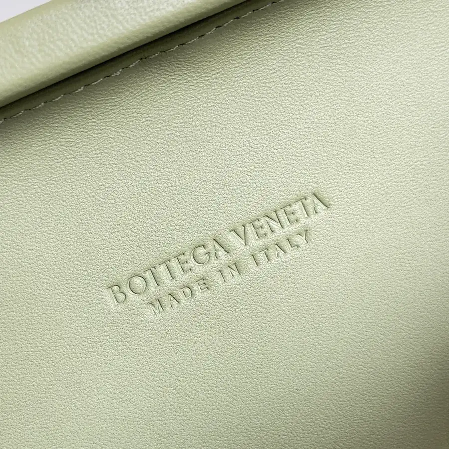 BV Knot Evening Bag | Classic Return