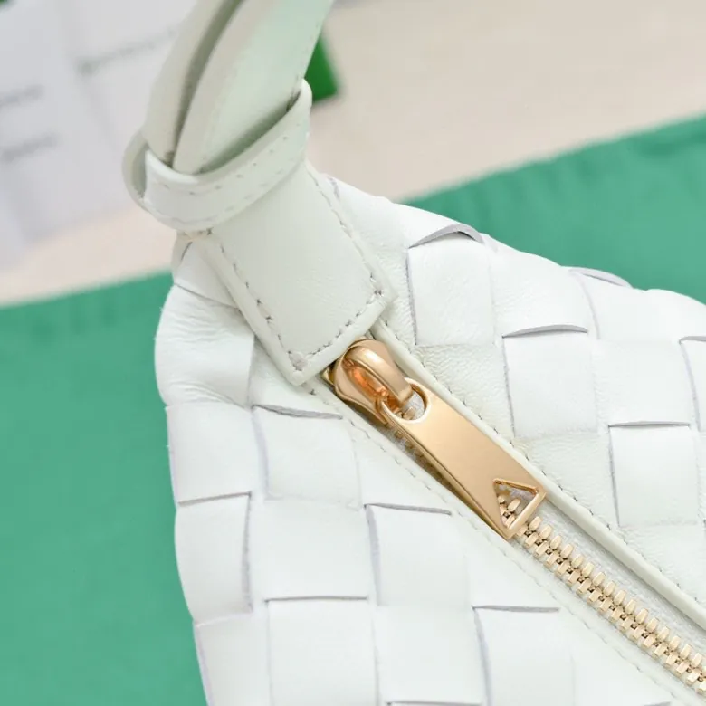 Bottega Veneta Shoulder Lunch Bag with Intrecciato Weave