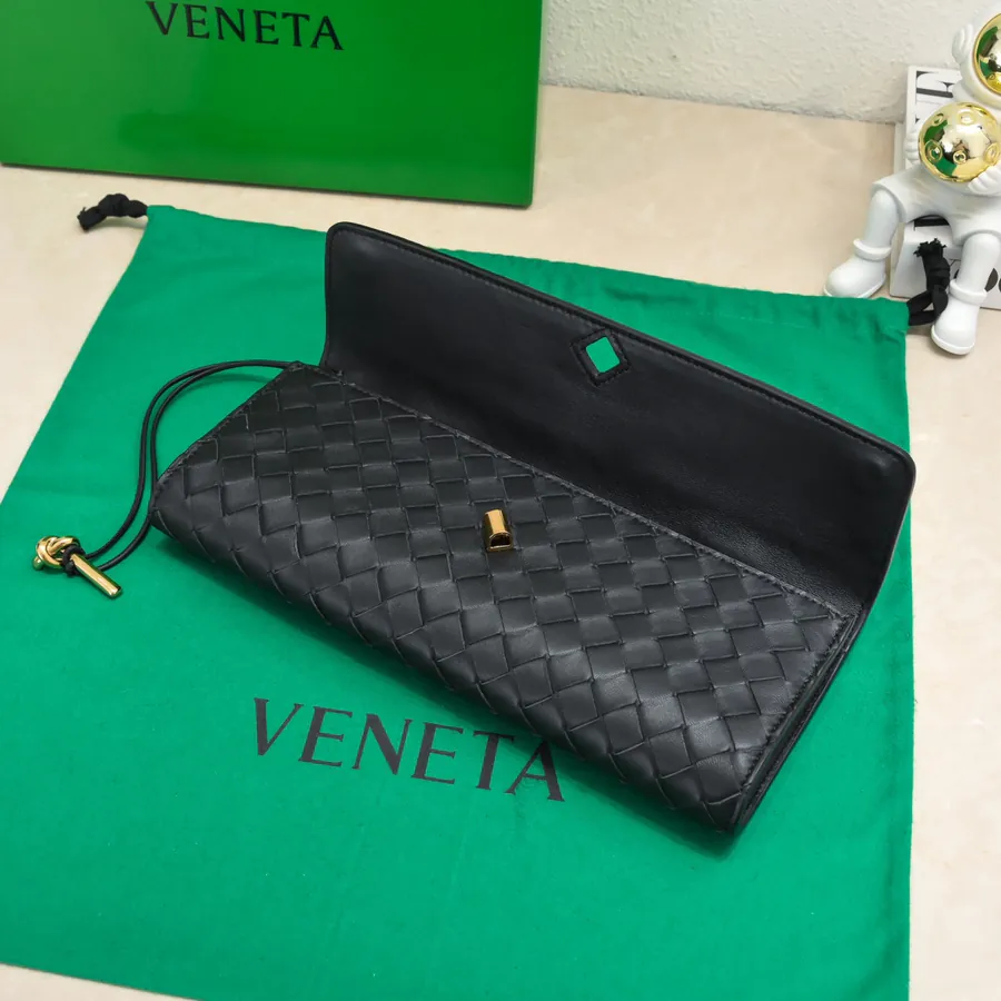 BV Andiamo Evening Handbag