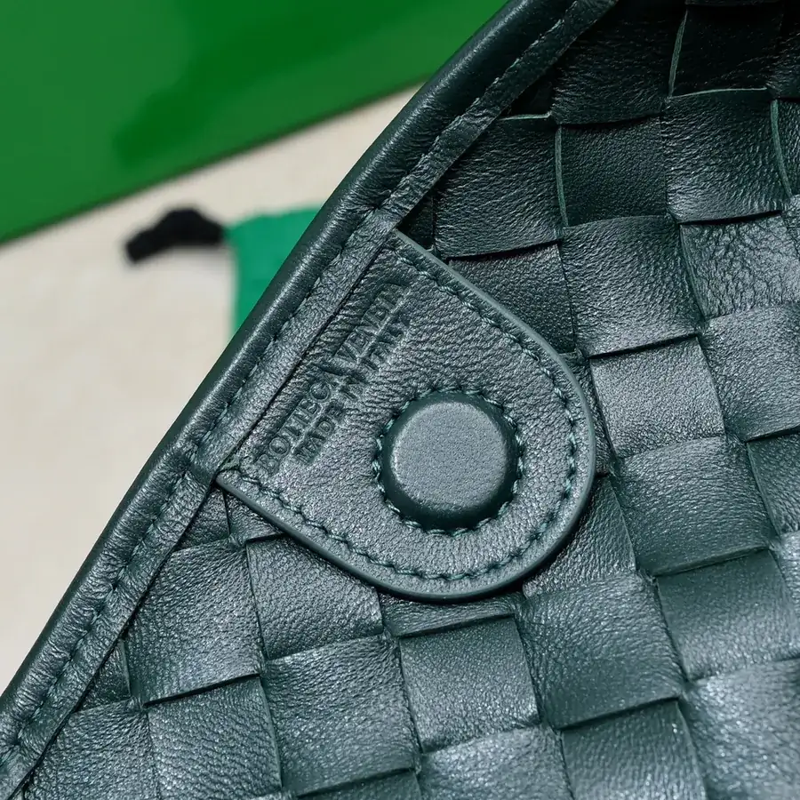 Bottega Veneta Sardine Large