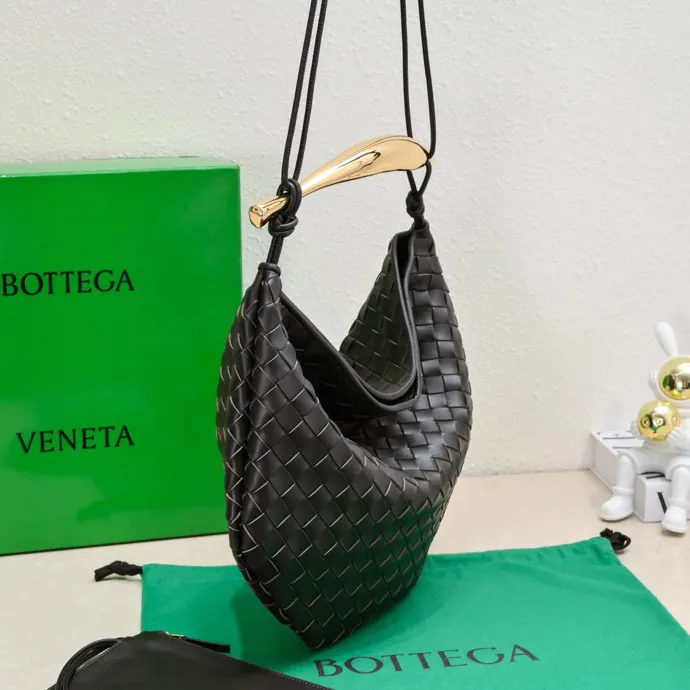 Bottega Veneta Sardine Large Bucket Bag