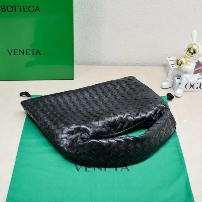 Bv New Mini HOP Bag with Pyramid Shape
