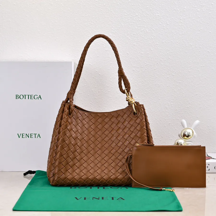 Andiamo Parachute Bucket Bag Large