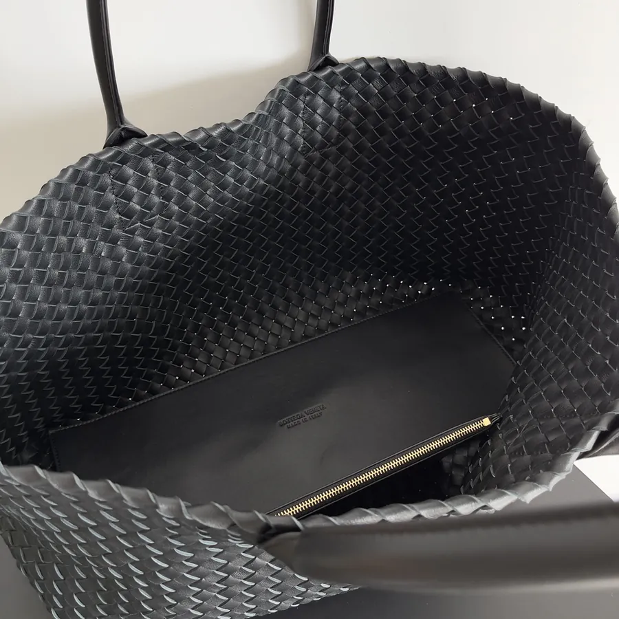 Bottega Veneta Cabat Large 51cm