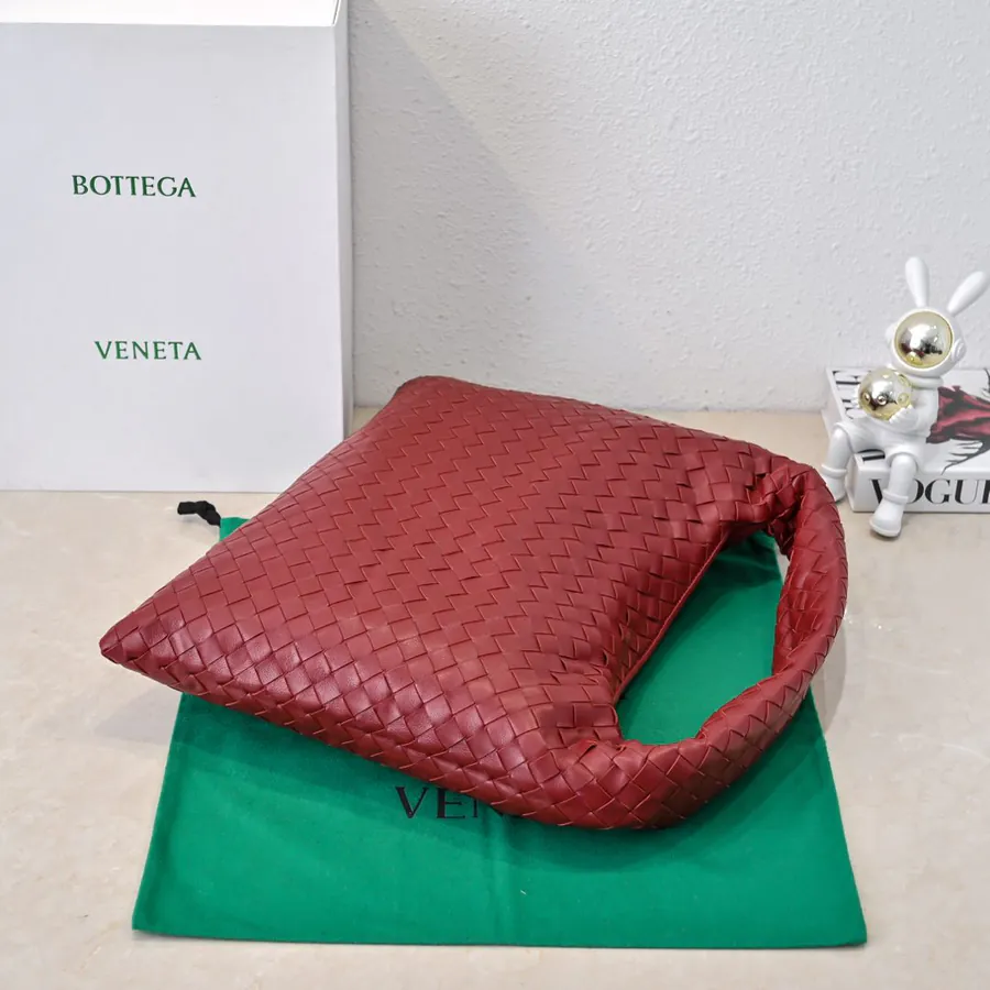 New Medium HOP Bag by Bv, Grained Calfskin and Leather Handle