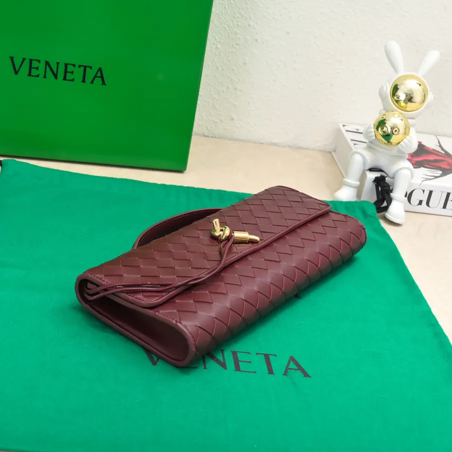 BV Andiamo Evening Handbag, Elegant and Timeless