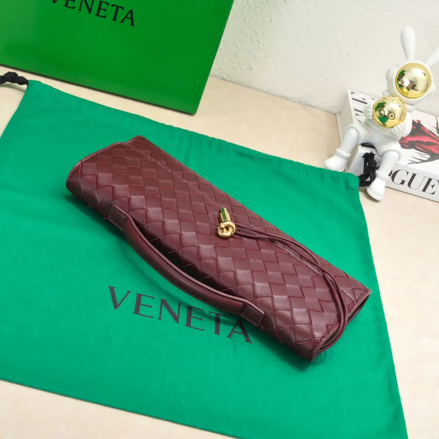 BV Andiamo Evening Handbag, Elegant and Timeless