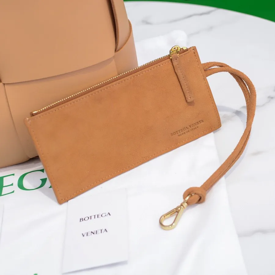 Arco Tote Bag in杏仁色
