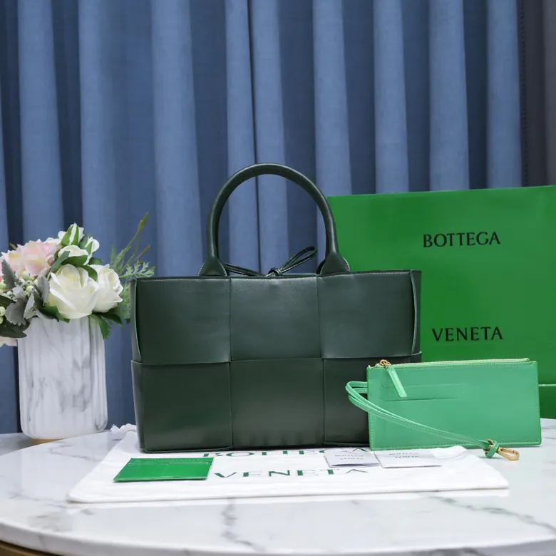 Arco Midsize SLIP Tote Handbag with Side Logo