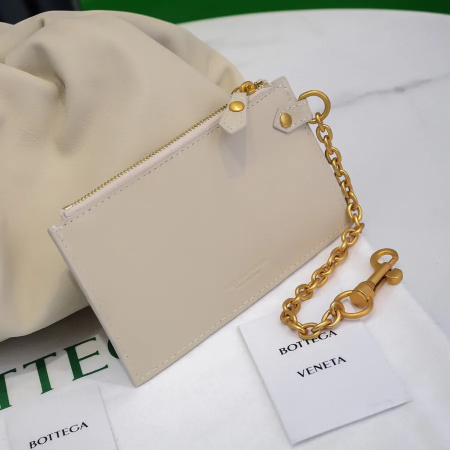 Bottega Veneta Pouch Series Cloud Bag Grained Calfskin