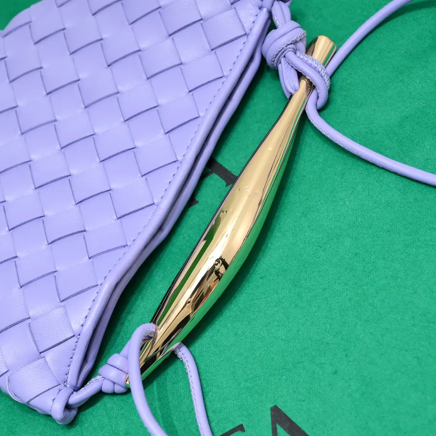 BV Mini Sardine Elegant Design with Gold Plating and Textured Details