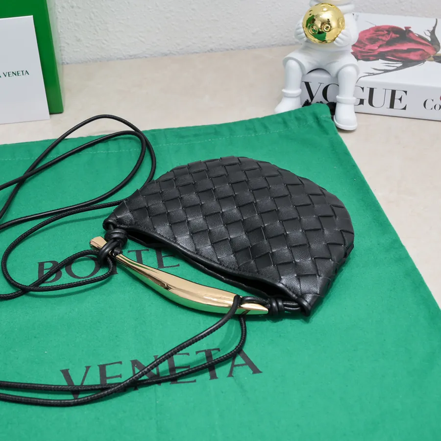 BV Mini Sardine Elegant and Chic Bucket Bag