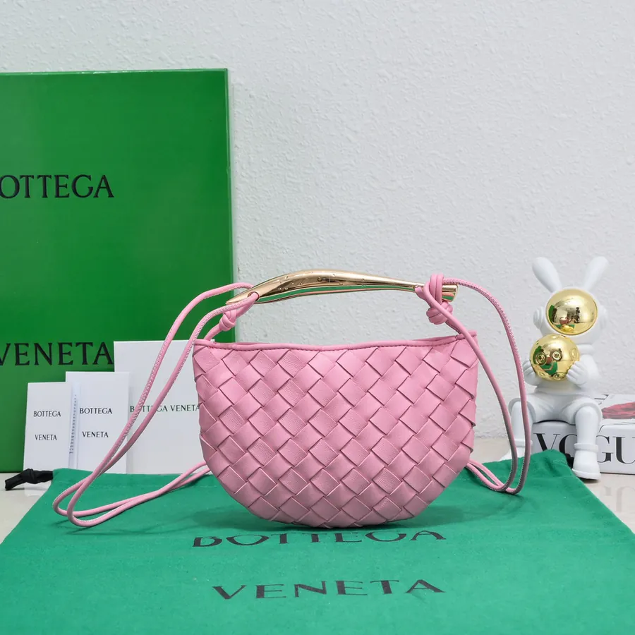 BV Mini Sardine Elegant & Stylish Bucket Bag