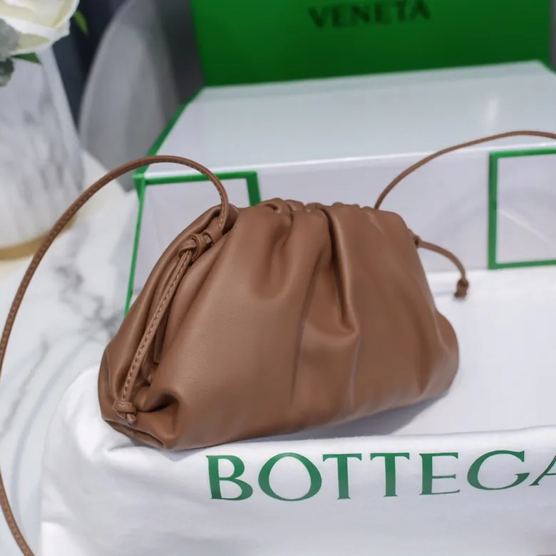 Bottega Veneta Pouch Cloud Bag in Caramel