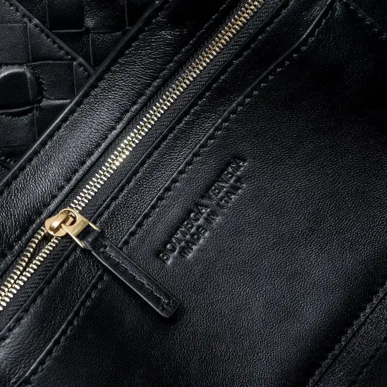 Bottega Veneta Andiamo Handbag Classic Leather Weave with Gold Tassel