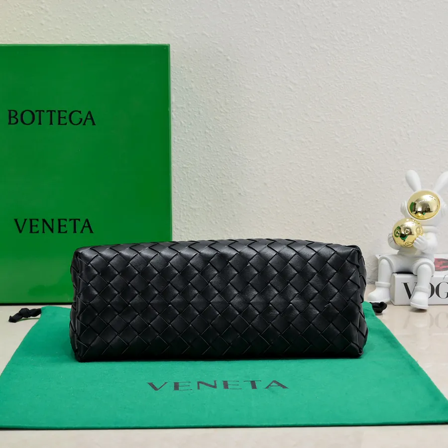 Bottega Veneta Andiamo Handbag Classic Leather Weave with Gold Tassel