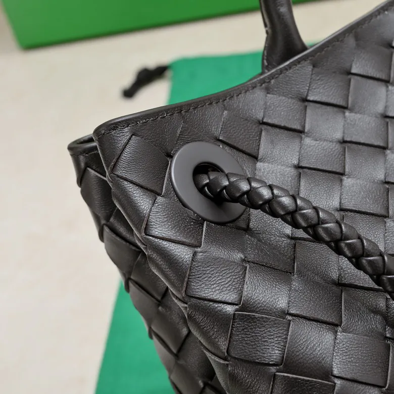 Bottega Veneta Andiamo Handbag Classic Leather Weave with Gold Tassel