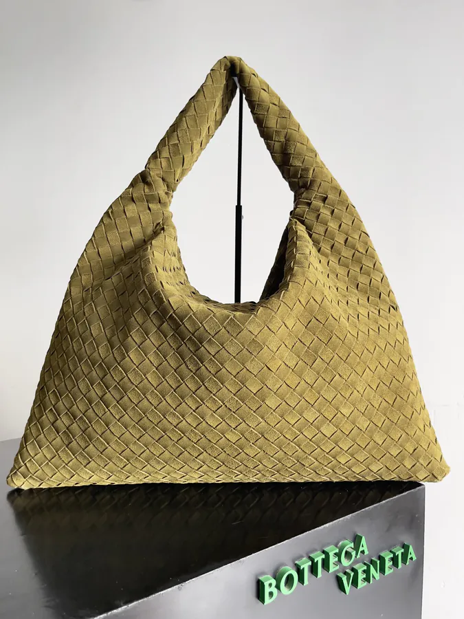 Bottega Veneta Hop Large Bucket Bag