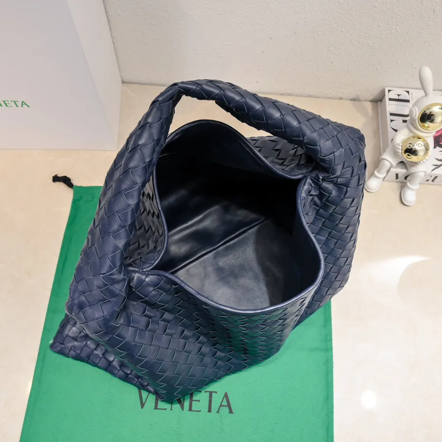 New Large HOP Bag with One Piece Leather Handle