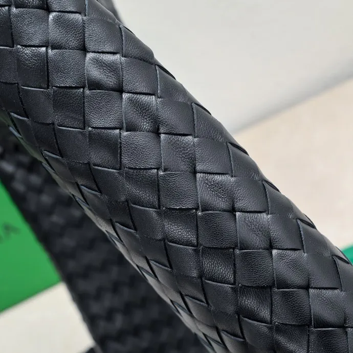New Large HOP Bag with Full Leather Weave Handle