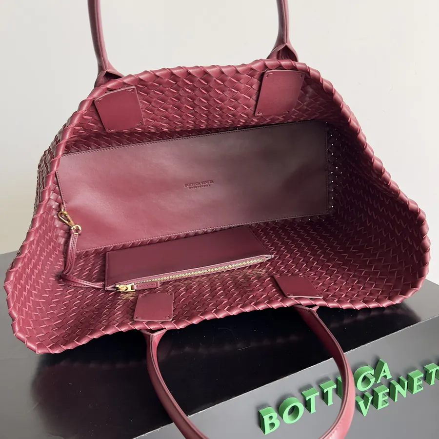 Bottega Veneta Cabat Large 51cm