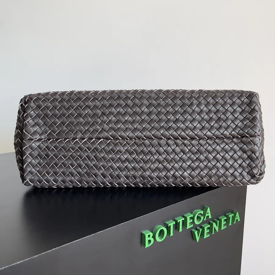 Bottega Veneta Cabat Large Size
