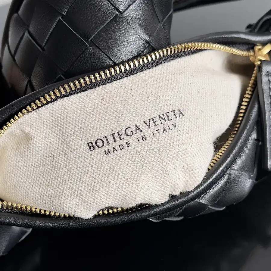 BOTTEGA VENETA GEMELLI MESSENGER Bag